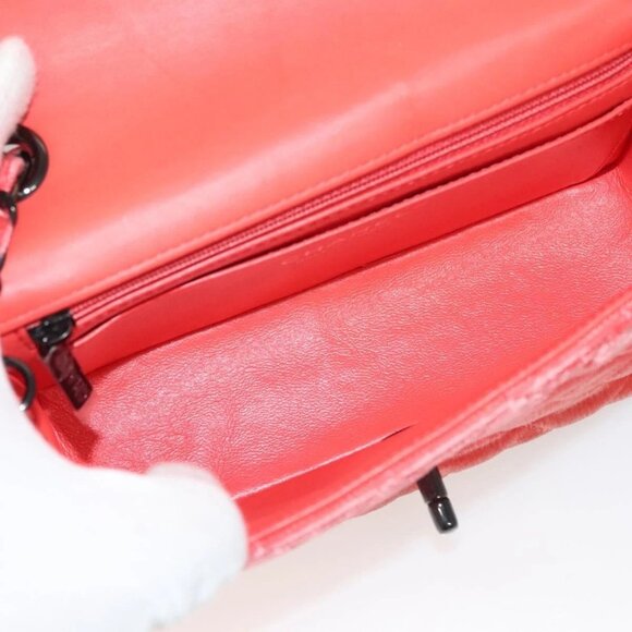 CHANEL Matelasse Chain Shoulder Bag Velor Pink CC Auth 129957 - Picture 10 of 16